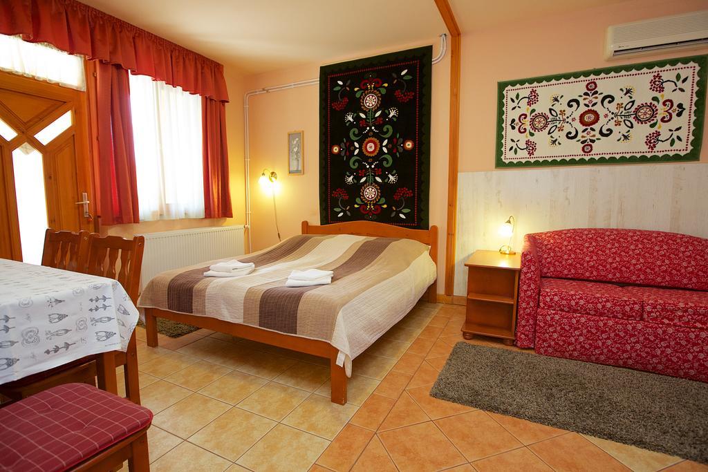Royal Apartman Hajdúszoboszló Exterior foto